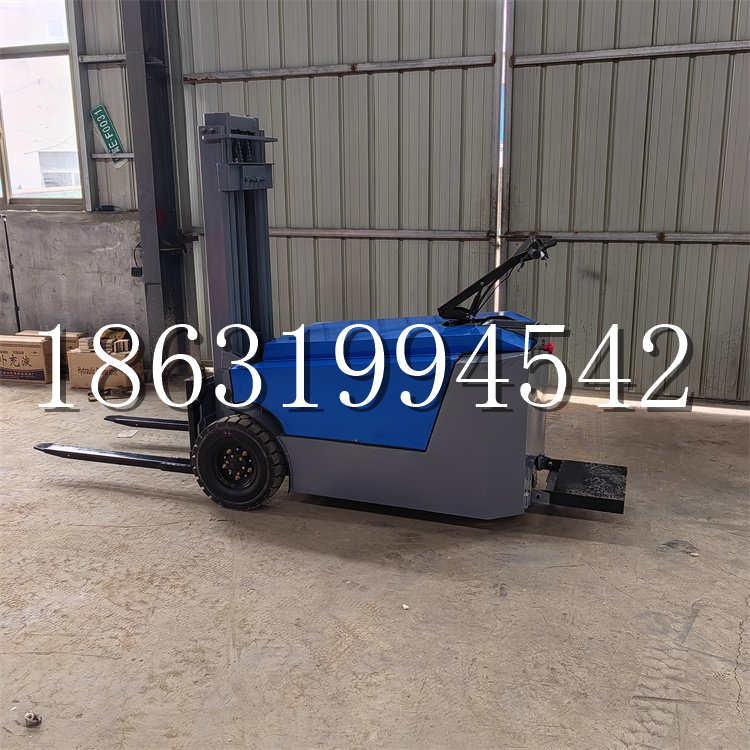 南票区全电动叉车插腿式堆高车液压装卸车1.5吨升高小型站驾式铲车